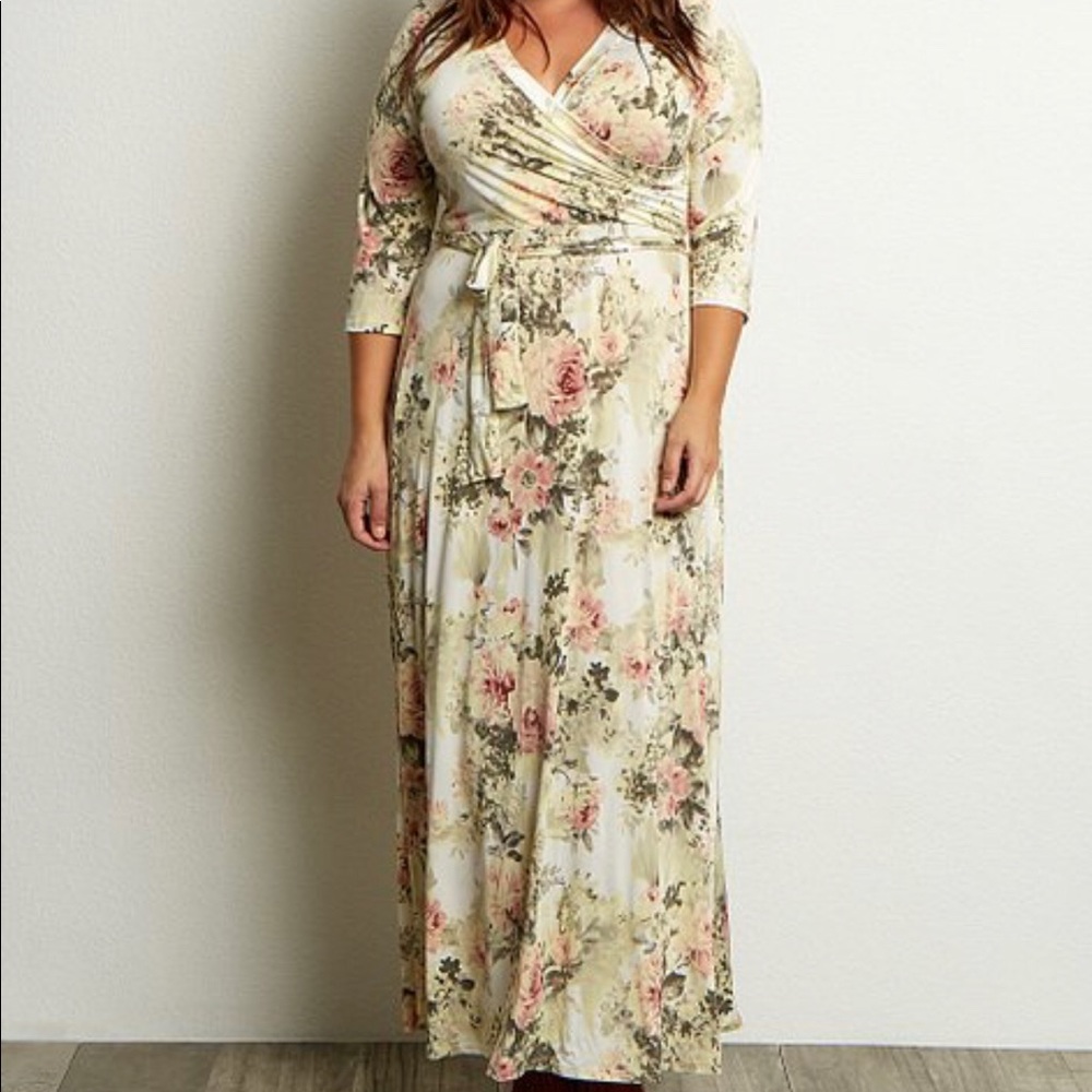 NWT maternity ivory floral wrap tie waist dress